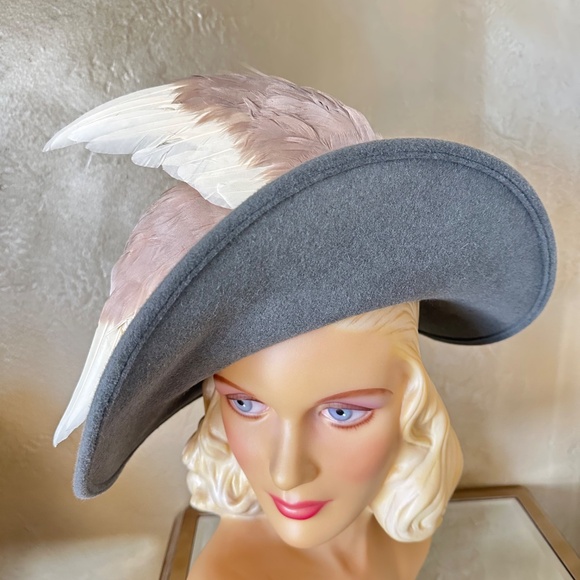ONE OF A KIND JACK MCCONNELL WIDE BRIM GRAY FELT HAT + LARGE FEATHER WINGS - Picture 11 of 14